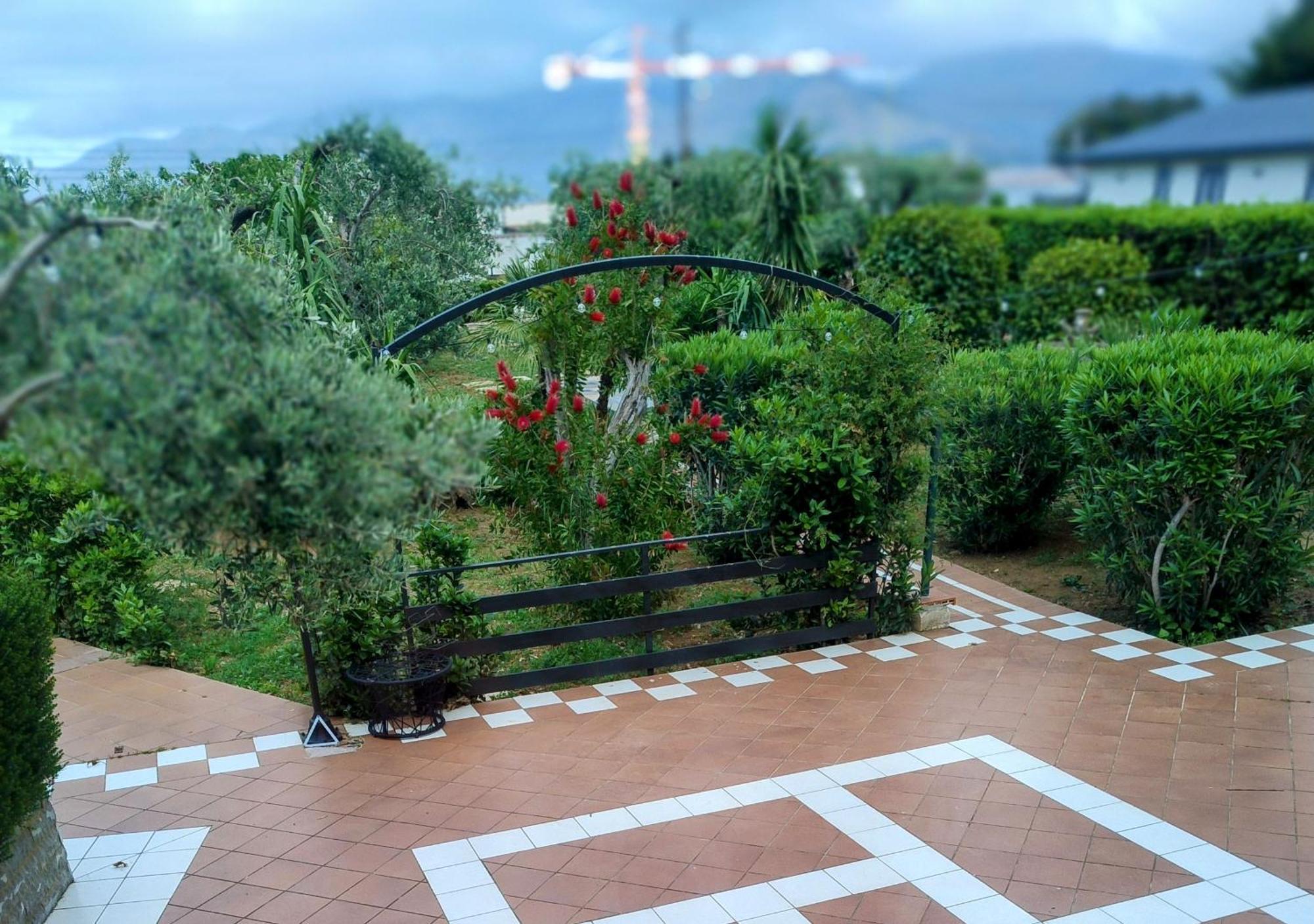 Grotta Dei Puntali B&B Карини Номер фото